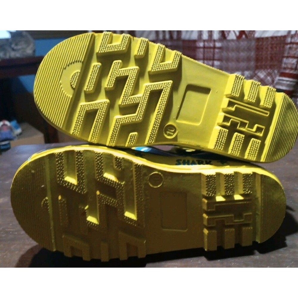 Meahyn Kids Shark Chase Rain Boots Yellow Size 10 - Picture 3 of 5